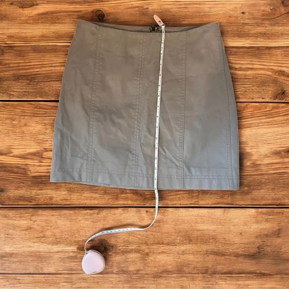 Free People Modern Femme Vegan Leather Skirt‎ 2 Taupe Neutral Minimalist Clean